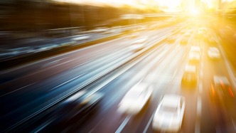 马上评｜别让“拉踩”成为车圈公害