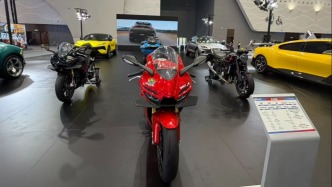 张雪机车首秀消博会：订单成倍增加，冠军车型已排至10月