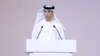 特朗普下令封锁霍尔木兹海峡，阿联酋学者：施压伊朗盟友，迫其助力打通海峡