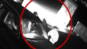 開著租來的豪車偷其他豪車財物，三人技術(shù)開鎖盜竊被抓獲