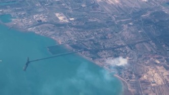 霍尔木兹海峡恢复部分通航，美军封锁伊朗港口持续