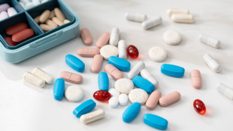 國(guó)家醫(yī)保局：在集采協(xié)議外，醫(yī)療機(jī)構(gòu)可使用其他非中選產(chǎn)品，包括原研藥，避免“一刀切”