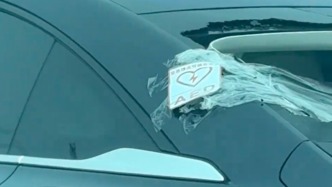 沪A车主好样的！车内放置AED被破窗取用，厂家将为其免费换窗