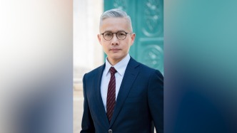 國(guó)務(wù)院免去戴建業(yè)澳門(mén)特別行政區(qū)政府經(jīng)濟(jì)財(cái)政司司長(zhǎng)職務(wù)