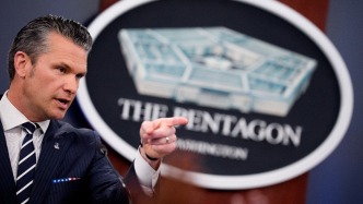 启动“经济狂怒”！美国防长警告伊朗：做错选择就得挨揍