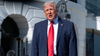 特朗普说将邀请以黎领导人前往白宫会谈