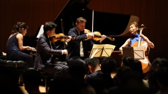 浦江左岸，再现“降E大调”的深情回响