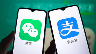 观察｜怎么注册微信、绑支付宝？海外用户集体“疯抢”国产大模型