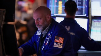 霍爾木茲海峽“重開”：納指13連漲續(xù)創(chuàng)新高，美油重挫，金銀大漲