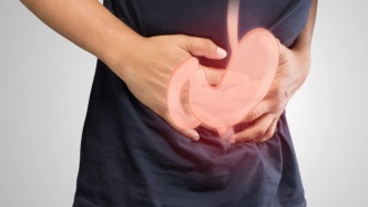 一直干咳，吃了止咳藥卻沒用？當(dāng)心是胃在“造反”