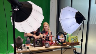 开放加速度｜外籍实习生、在海外留学工作15年的人，为何都来海南做直播？