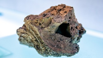 云南騰沖一地火山石私挖亂采屢禁不止：當(dāng)?shù)厝【喖庸c(diǎn)，常態(tài)化監(jiān)管