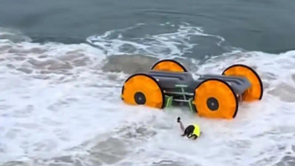 深圳大梅沙公園通報“水陸兩棲車發(fā)生側翻”：遇險游客未受傷，項目立即停運