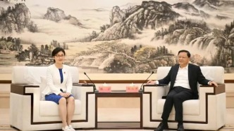 內(nèi)蒙古自治區(qū)黨委書(shū)記王偉中會(huì)見(jiàn)中國(guó)科學(xué)院院士顏寧