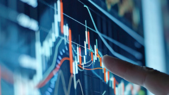 超級(jí)對(duì)話丨黃燕銘：“啞鈴型”行情已經(jīng)結(jié)束，未來(lái)A股機(jī)會(huì)在中盤(pán)藍(lán)籌