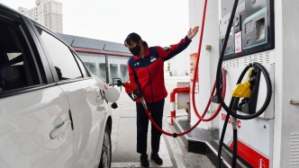 國內(nèi)油價如何調(diào)整、什么情況下會調(diào)控？專家解讀