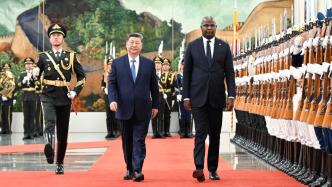 习近平同莫桑比克总统查波会谈