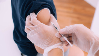 國家疾控局：我國適齡兒童國家免疫規(guī)劃疫苗接種率持續(xù)維持在90%以上