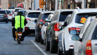 經濟日報評“買包子2元停車10元”：別讓停車費嚇退消費者