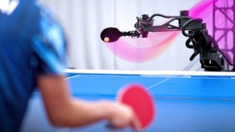 AI機(jī)器人打乒乓球贏了精英選手