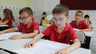 土耳其議會通過法案，禁15歲以下人群使用社交媒體