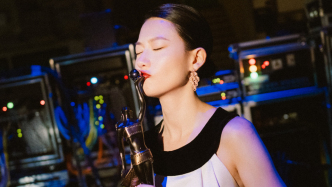 誰(shuí)說(shuō)金像獎(jiǎng)影后爆冷？這張高級(jí)“電影臉”終于被認(rèn)識(shí)了