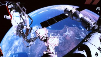 戚發(fā)軔人民日報撰文：中國年輕一代一定能把航天事業(yè)推向新高度