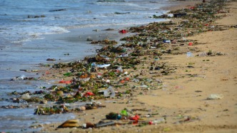 在无人岛礁焚烧海漂垃圾致环境污染，检察机关启动民事公益诉讼追责