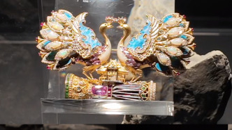 56个民族的文化浓缩成珠宝，上海这个展览呈现民族融合之美