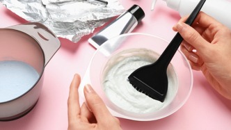 国家药监局：我国准用染发剂目录有望加速扩容，发色选择将更多元