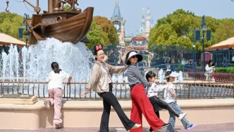 上海国际旅游度假区10年累计接待游客超1.8亿人次