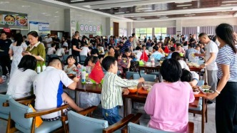 五一多地政府食堂再開放：赤壁主打三國特色，榮昌繼續(xù)推廣鹵鵝