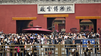 最火“五一假期”预订：多地中小学生喜提超长假，热门景区搜索热度数倍增长