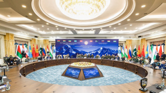 董军出席上海合作组织成员国国防部长会议
