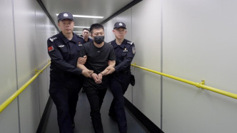 視頻丨涉案資金超5億，一名重大跨境網(wǎng)賭案主要嫌犯被引渡回國