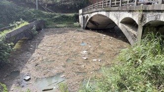 湖南宁远通报“饮用水保护区布满垃圾”：已将漂浮物清理完毕，将持续加强日常巡查