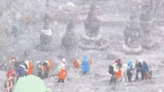 五臺(tái)山臺(tái)頂降雪有人員被困，目前未出現(xiàn)傷亡情況