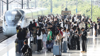 全国铁路今日预计发送2300万人次，加开旅客列车2225列