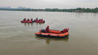 西安通报3人渭河游泳溺水：2人溺亡，1人仍在搜救中
