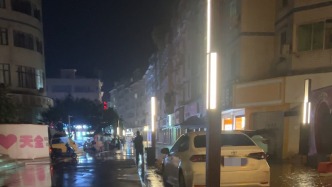 澎湃回聲｜舊改后路燈頻繁不亮，居民反映20余次無果！報道當(dāng)晚，雅安天全這條街終于亮了！