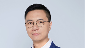 專訪北大光華院長(zhǎng)田軒：AI時(shí)代，如何避免人才淪為技術(shù)的附庸