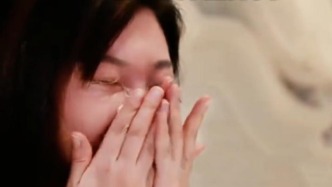 無憂傳媒宣布與“孕婦墜崖案”當(dāng)事人王暖暖解約，后者曾控訴高壓工作