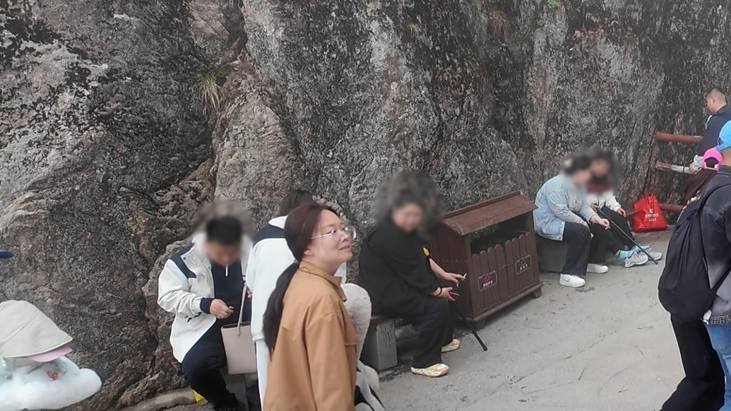 給5A體個檢丨洛陽老君山：保護(hù)區(qū)內(nèi)游客違規(guī)吸煙，防火規(guī)定形同虛設(shè)