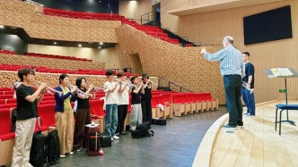 美國(guó)音樂家走進(jìn)蘇州課堂：以樂為橋促文化交融，他被《紫竹調(diào)》圈粉了