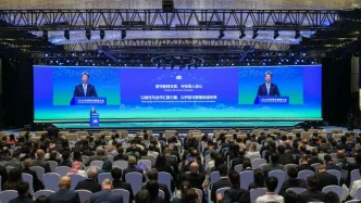 教育部部长怀进鹏：要促进教师通科技、善引导、有温度