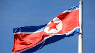 金正恩视察军工企业