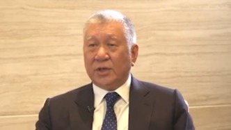 历史上的今天｜1999年5月15日，何厚铧当选澳门特区首任行政长官