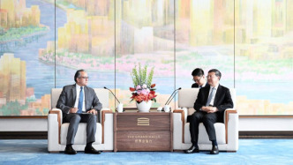 陈吉宁会见联合国教科文组织总干事阿纳尼