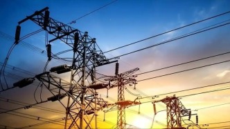 數(shù)據(jù)中心耗電已占英美電力供應(yīng)6%，猶他州超大型AI項(xiàng)目獲批引發(fā)強(qiáng)烈抗議