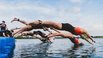 鐵人們的樂(lè)園！IRONMAN 70.3上海崇明站鳴槍開(kāi)賽